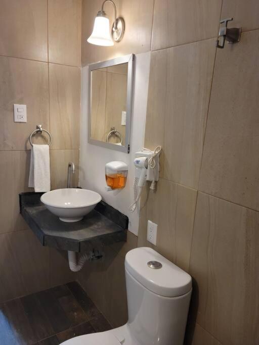 Departamento Privado7, 2 Camas Matri, Parking, Cocina Equipada, Wifi 65 Mb, 2 Climas,Centrico,Tv Smart Lägenhet Ciudad Valles Exteriör bild
